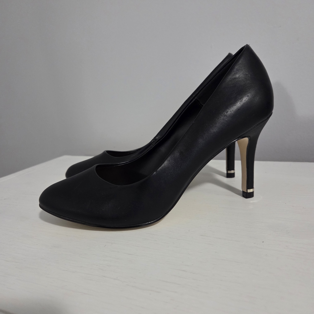 Call It Spring Black Pointed Toe Pumps